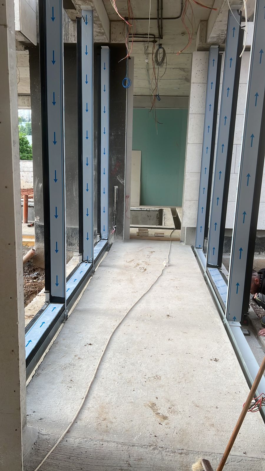 PHOTO 2024 04 11 19 00 15