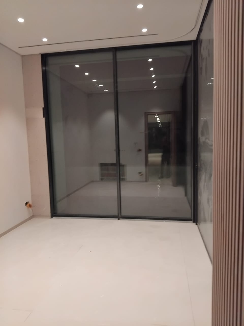 PHOTO 2024 10 10 19 48 47 2